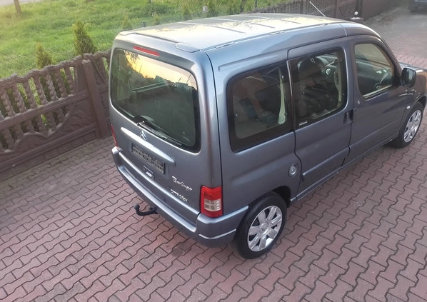 Citroen Berlingo cena 11999 przebieg: 237000, rok produkcji 2006 z Pleszew małe 379